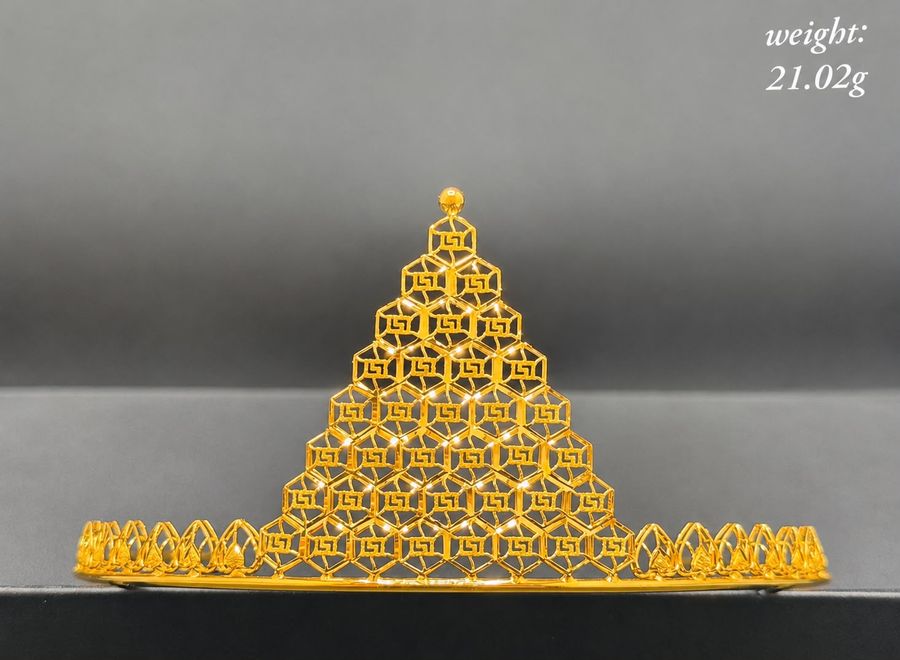 Openwork gold tiara